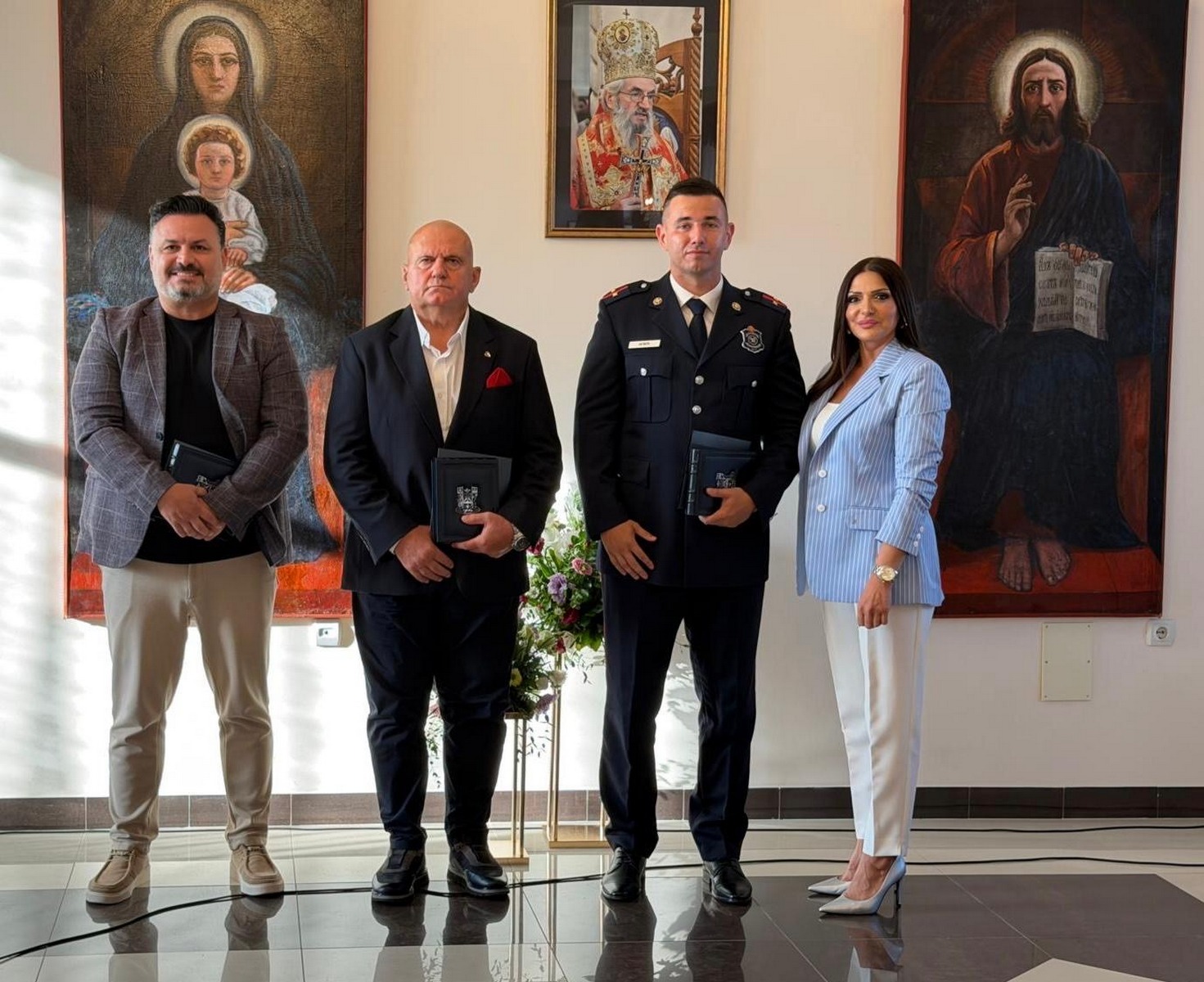 VELIKO PRIZNANJE ZA PIPERA / POVELJA GRADA MLADENOVAC